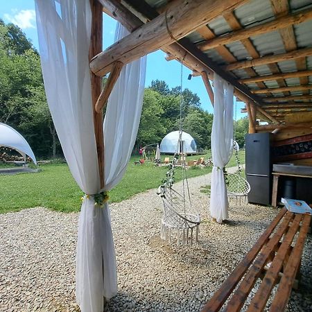 Forest Glamping Брашов Экстерьер фото